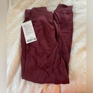 Lululemon Women’s Dance Studio MR Jogger Luxtreme Classic Fit Size 0